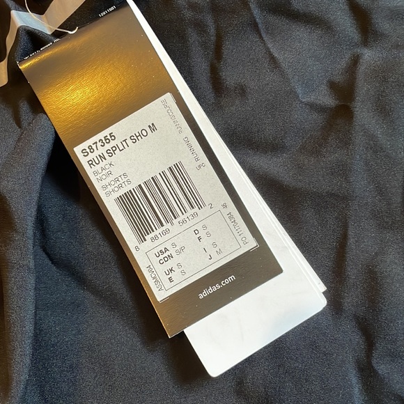 Brand new Adidas run split shorts size S - Picture 3 of 3